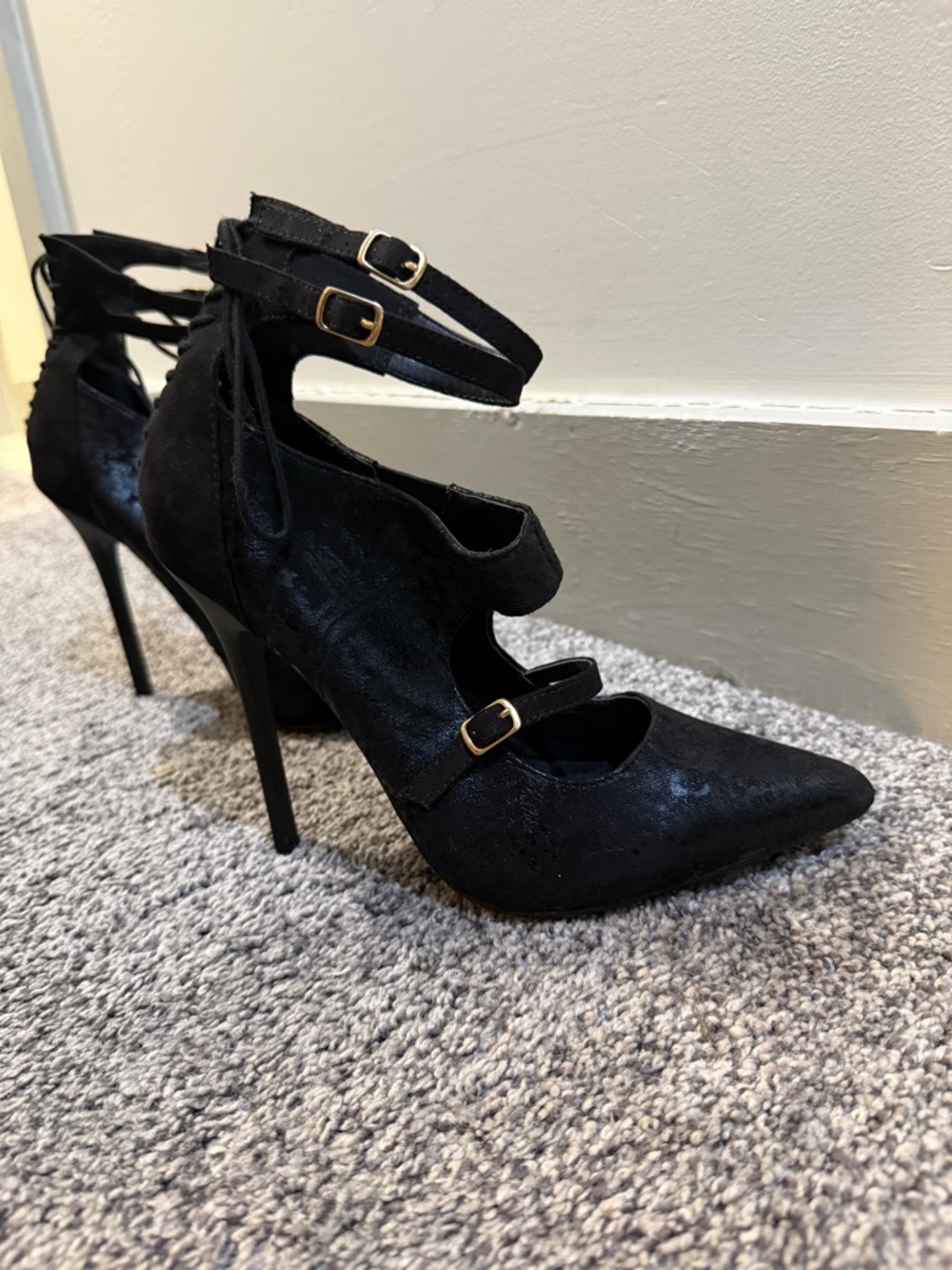 Privileged Black Strappy Heels – Mary Jane Style – Size 8.5 - Picture 7 of 7